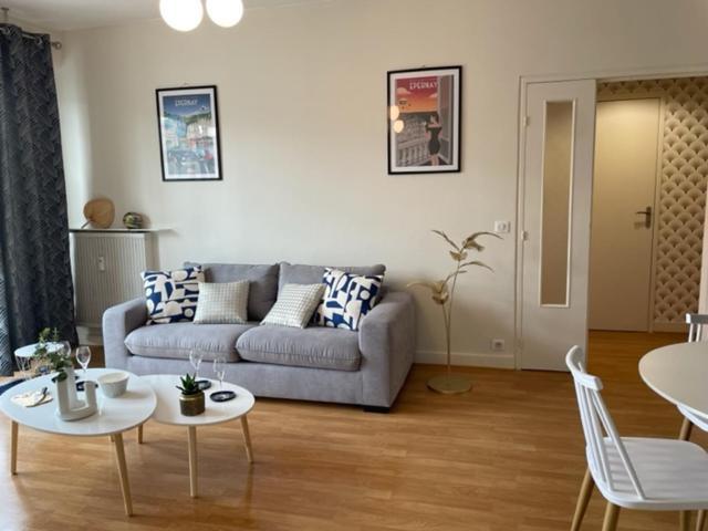 Le 21 Apartment Еперне Екстериор снимка